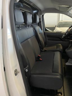 Opel Vivaro lleno